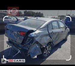 نيسان فيرسا